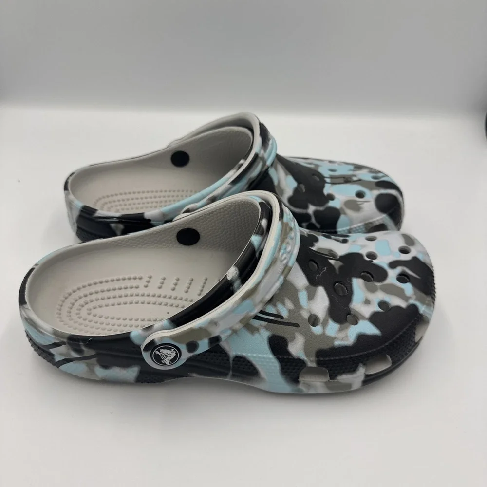 CROCS good used